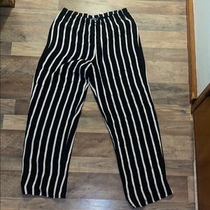 Ralph Lauren size M women’s Silk Striped Black and Cream colored Pants